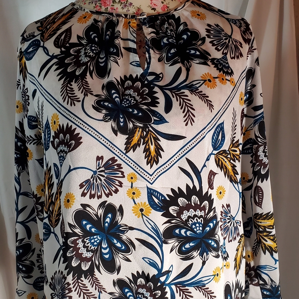 Liz Claiborne Career petite medium floral